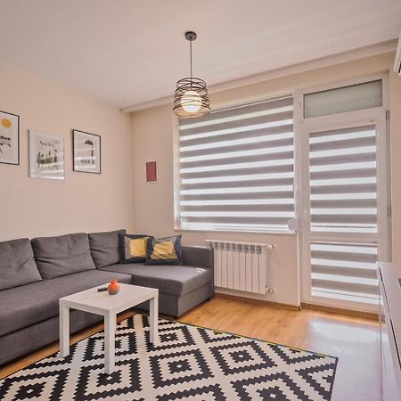 Vitosha View One Bedroom Apartment By Flat Mаnager Sofia Exterior photo