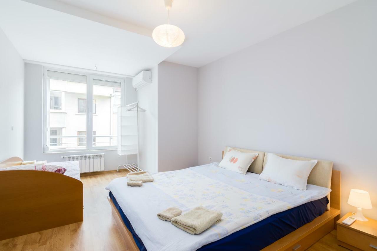 Vitosha View One Bedroom Apartment By Flat Mаnager Sofia Exterior photo