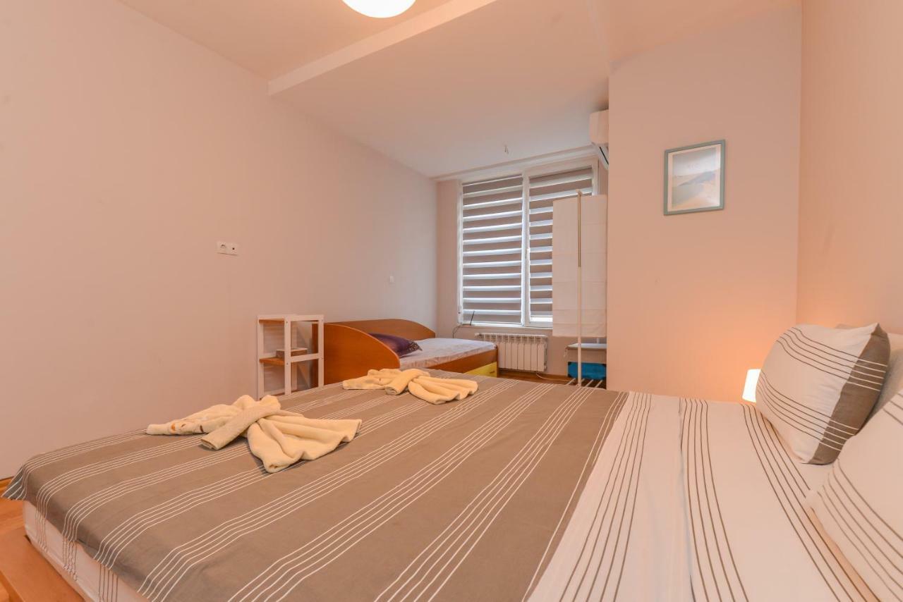 Vitosha View One Bedroom Apartment By Flat Mаnager Sofia Exterior photo