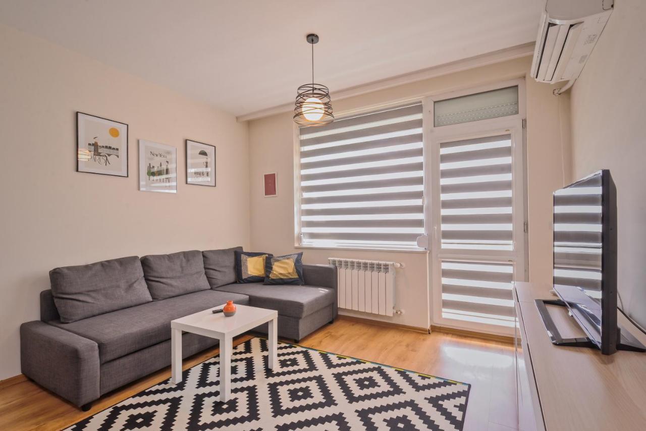 Vitosha View One Bedroom Apartment By Flat Mаnager Sofia Exterior photo
