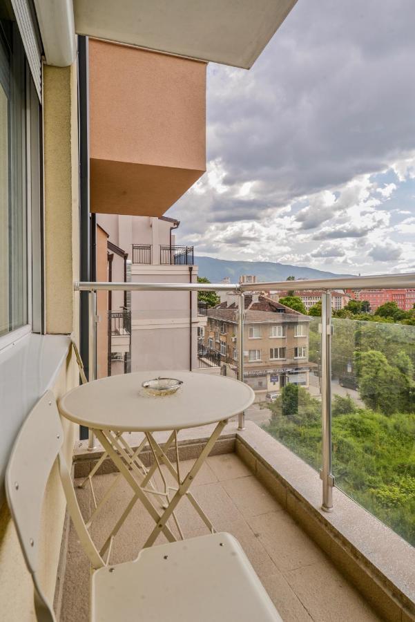 Vitosha View One Bedroom Apartment By Flat Mаnager Sofia Exterior photo